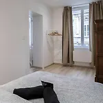 Au Premier Etage Chez Maurice Calme Et Cosy Daire
