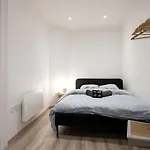 Au Premier Etage Chez Maurice Calme Et Cosy