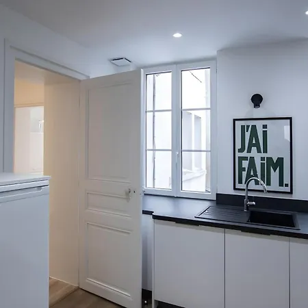 Апартаменты Au Premier Etage Chez Maurice Calme Et Cosy Аррас